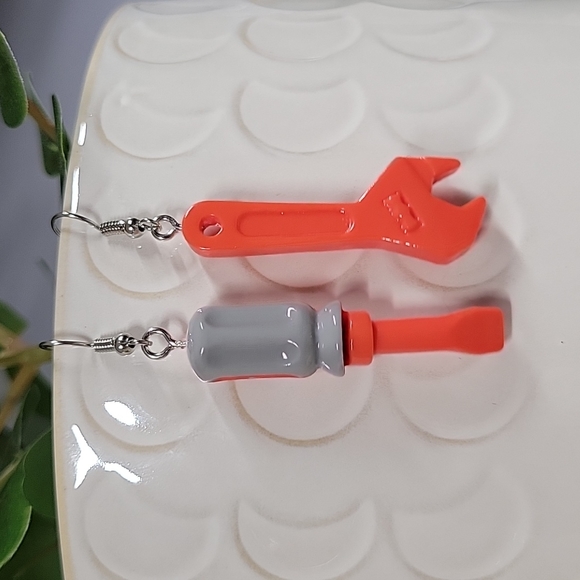 Wrench and Screwdriver Dangle Earrings, lightweight, unisex - Picture 6 of 6